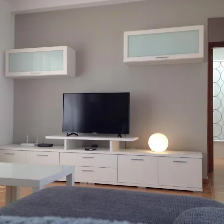 In Playa Blanca Sleeps 6 Includes Swimming Pool And Wifi Villa Playa Blanca (Lanzarote)
