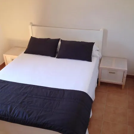 Вилла In Playa Blanca Sleeps 6 Includes Swimming Pool And Wifi *