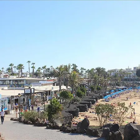 Вилла In Playa Blanca Sleeps 6 Includes Swimming Pool And Wifi